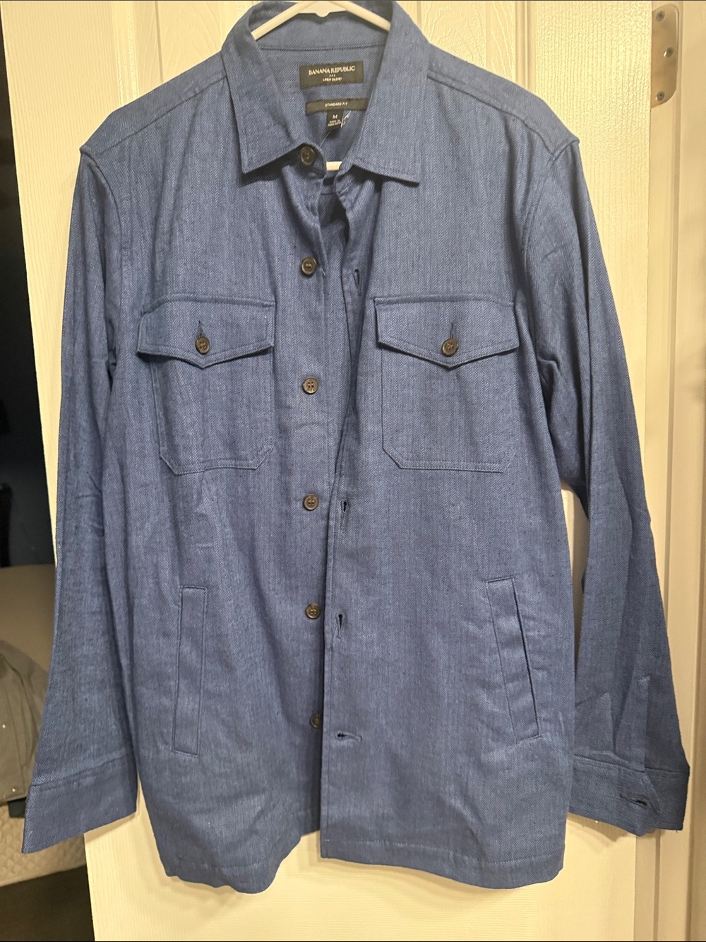 Banana Republic Men's Denim-Style Blue Shirt Jacket. Linen